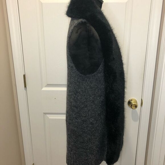 Steve Madden fur lined long sweater vest with pockets - Picture 9 of 14